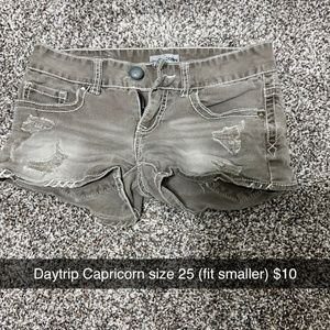 Daytrip Capricorn shorts
